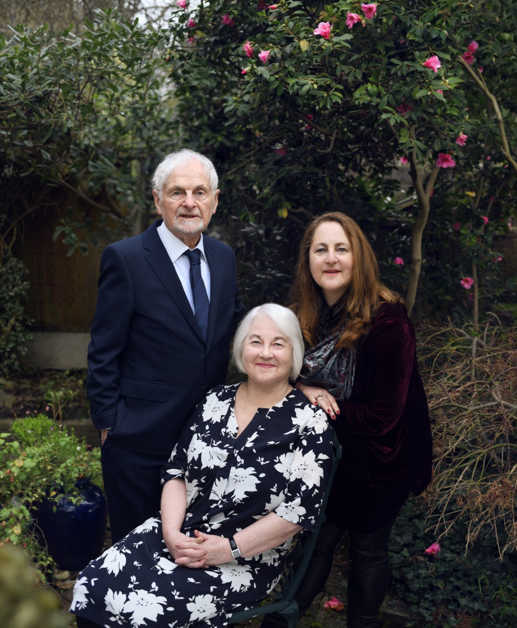 Joan Salter with her husband, Martin, and daughter, Shelley, © Frederic Aranda