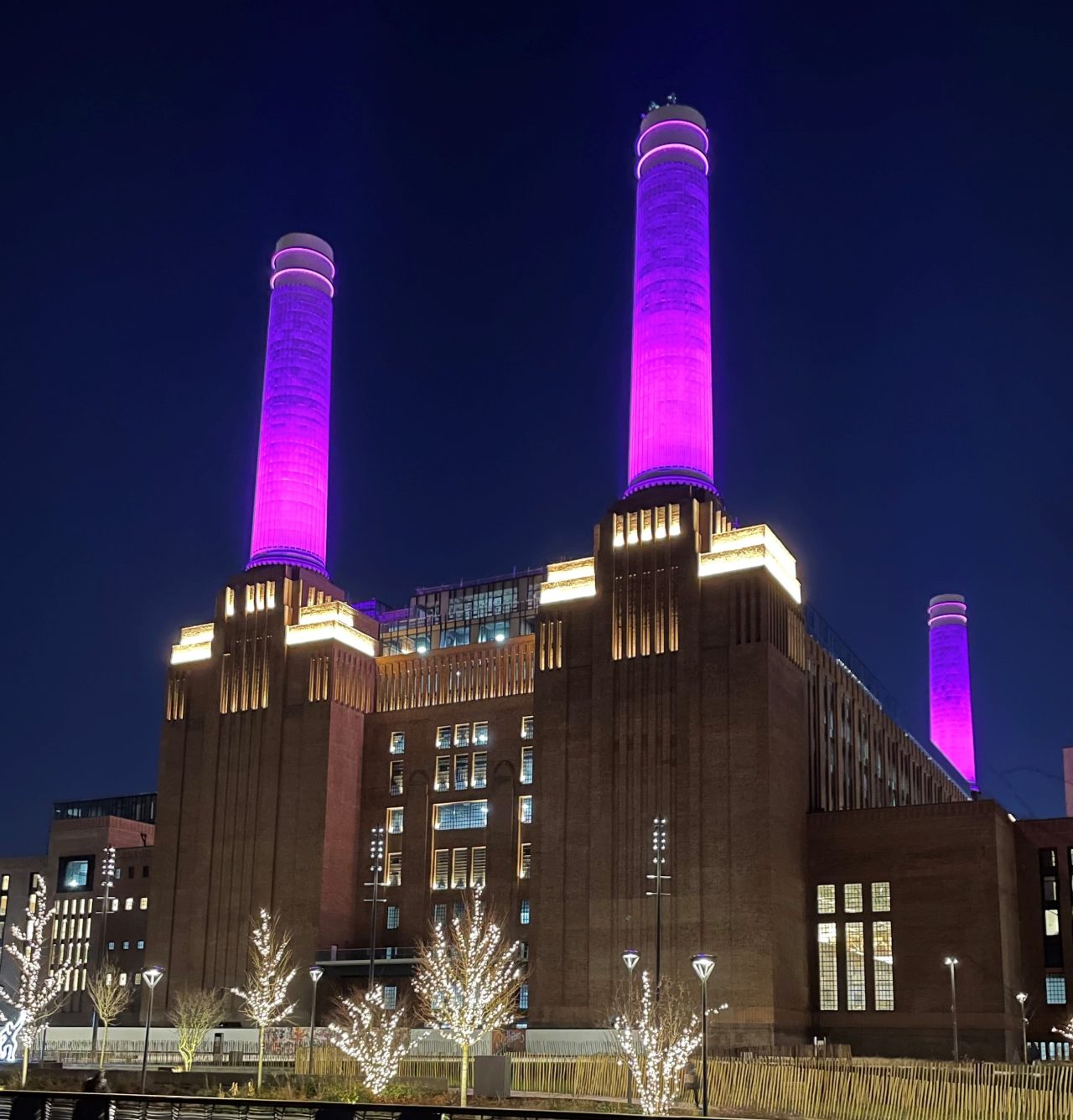 Battersea Power Station lights up © Battersea Power Station