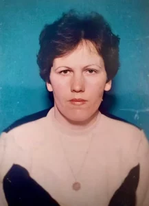 A headshot of Smajo Bešo’s auntie Emina